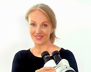 Portrait Dr. rer. nat. Edelgard Abé Gemmologin FEEG European Gemmologist